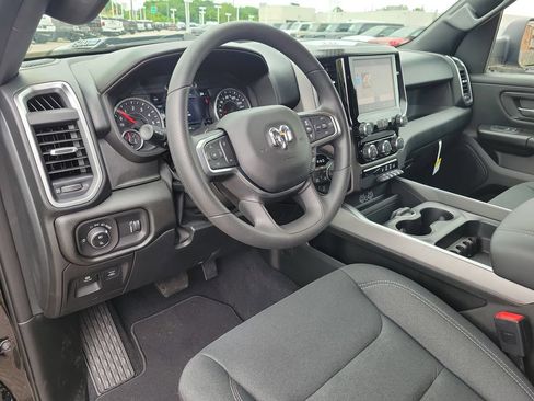 New 2026 RAM 1500 Express AWD/4WD image 13