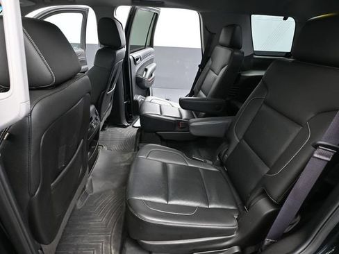 Used 2016 GMC Yukon SLT w/ Premium Edition AWD/4WD image 46