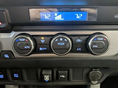 Used 2023 Toyota Tacoma SR5 w/ Technology Package image 19