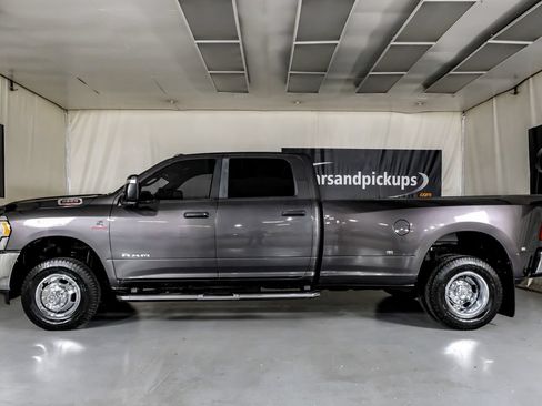 Used 2024 RAM 3500 Big Horn w/ Heated Seats & Wheel Group AWD/4WD image 11