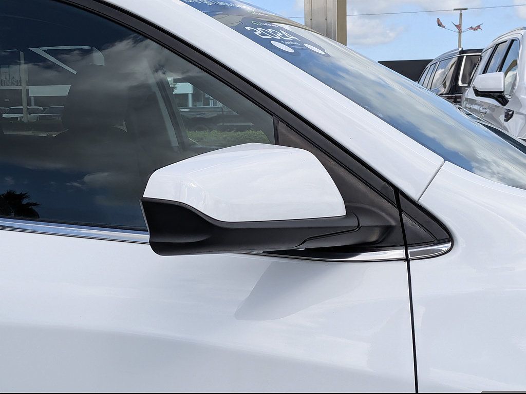 Certified 2024 Chevrolet Equinox LT FWD image 11
