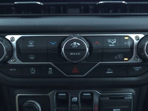 New 2026 Jeep Wrangler Sport AWD/4WD image 32