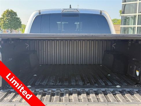 Used 2023 Toyota Tacoma Limited image 9