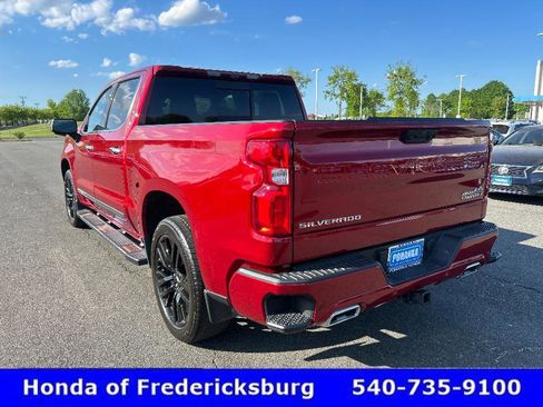 Used 2024 Chevrolet Silverado 1500 High Country w/ Technology Package image 4