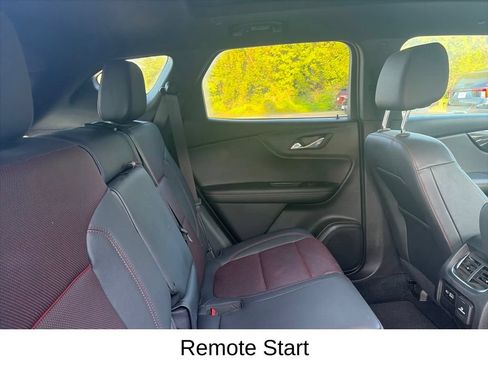 Used 2025 Chevrolet Blazer RS w/ Driver Confidence II Package AWD/4WD image 13
