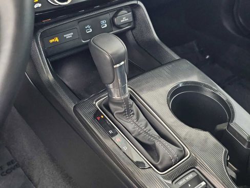 Certified 2025 Honda Civic Sport image 30