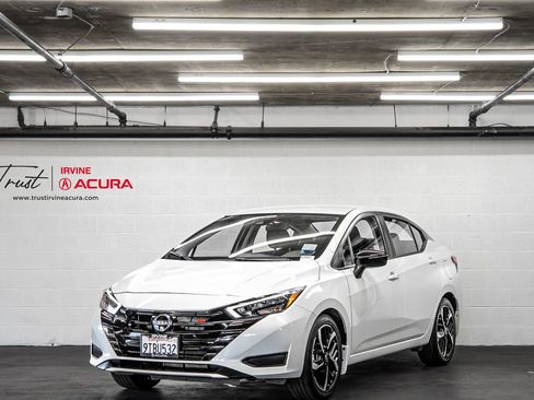 Used 2025 Nissan Versa SR w/ Trunk Package FWD image 1