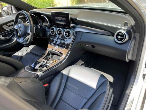 Used 2015 Mercedes-Benz C 300 4MATIC Sedan image 7