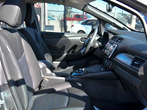 Used 2024 Nissan Leaf SV Plus image 43