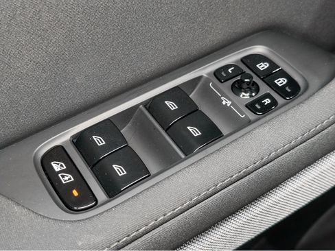 Used 2024 Polestar Polestar 2 AWD/4WD image 7
