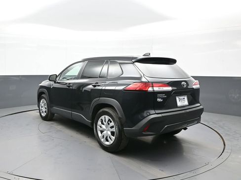 Certified 2025 Toyota Corolla Cross L image 8