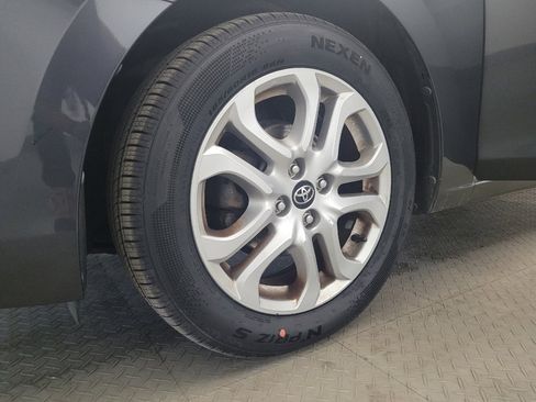 Used 2018 Toyota Yaris iA image 31