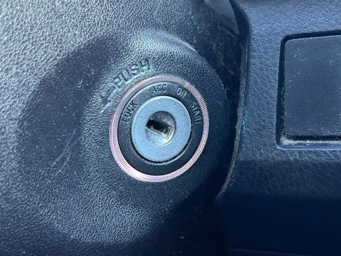 Used 2016 Toyota RAV4 XLE FWD image 37