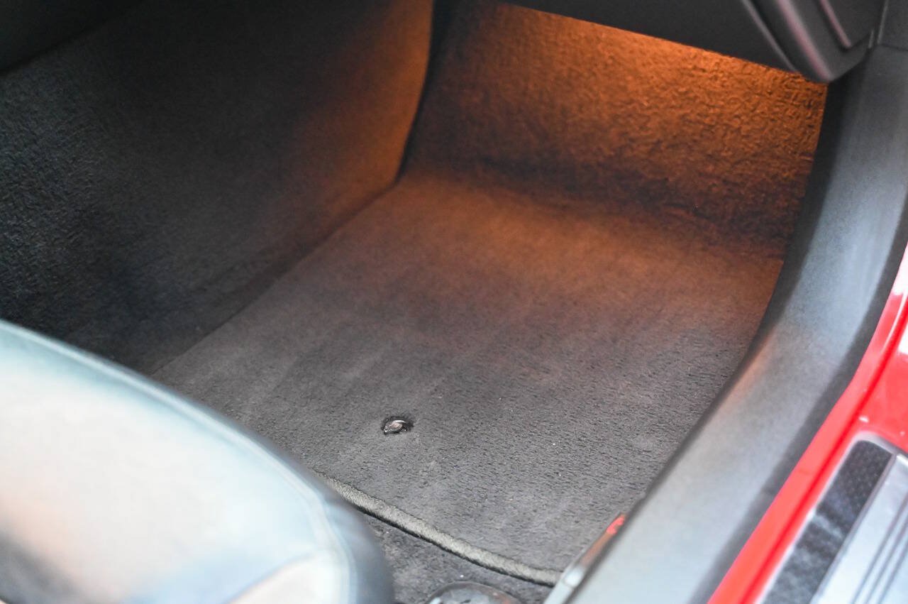 Used 2008 Chevrolet Corvette Coupe RWD image 96