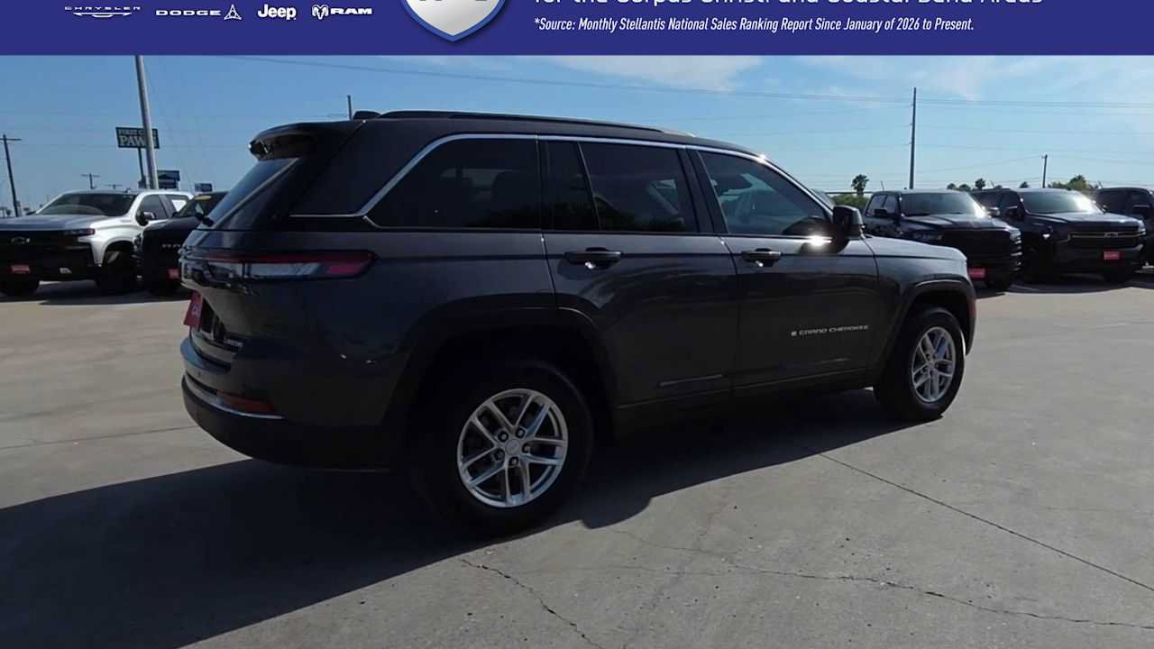 Certified 2025 Jeep Grand Cherokee Laredo X RWD image 8