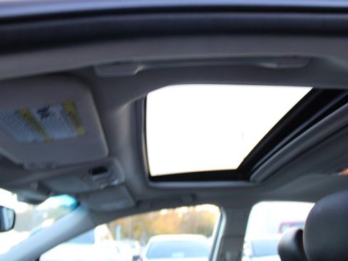 Used 2015 Subaru Legacy 3.6R Limited image 15