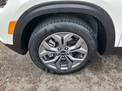 Used 2024 Kia Seltos S image 17