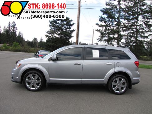Used 2015 Dodge Journey R/T w/ Navigation & Sound Group image 2