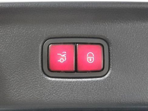 Certified 2025 Mercedes-Benz S 63 AMG S image 34