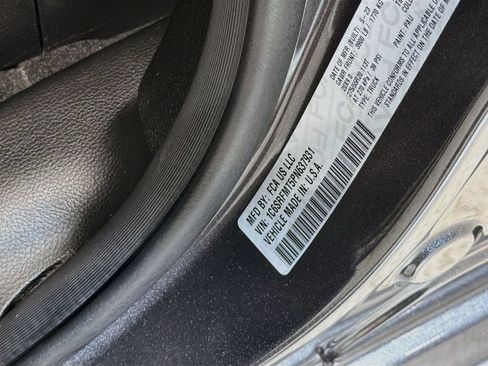Used 2023 RAM 1500 Big Horn AWD/4WD image 33