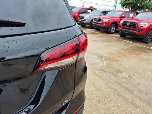 Used 2023 Chevrolet Equinox LT FWD image 28