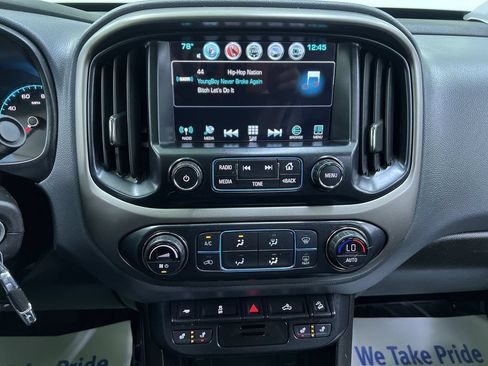 Used 2018 Chevrolet Colorado Z71 AWD/4WD image 22