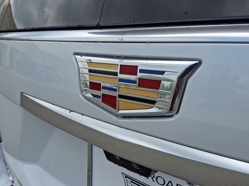 Used 2026 Cadillac Escalade Luxury w/ Touring Package AWD/4WD image 31