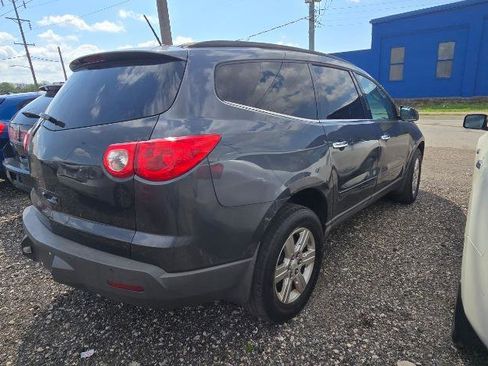Used 2012 Chevrolet Traverse LT image 6