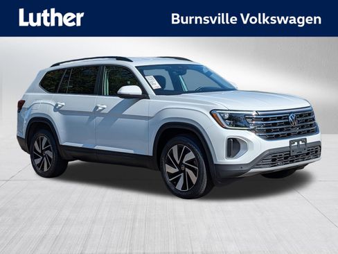 Certified 2025 Volkswagen Atlas SE AWD/4WD image 1