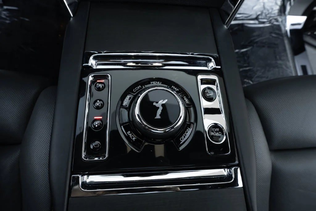 Used 2019 Rolls-Royce Cullinan AWD/4WD image 61