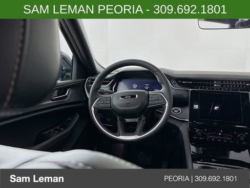 New 2025 Jeep Grand Cherokee L Altitude image 11