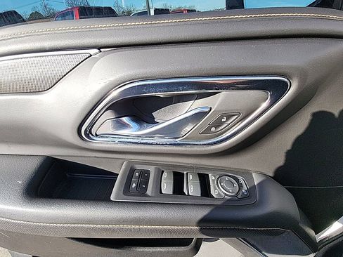 Used 2023 GMC Yukon AT4 w/ AT4 Premium Plus Package image 13