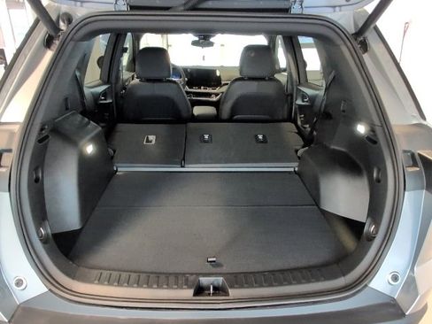 Used 2026 Chevrolet Equinox LT w/ Convenience Package II image 28