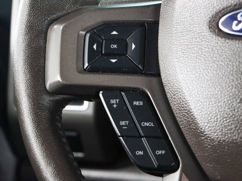 Used 2020 Ford Expedition XLT w/ Equipment Group 202A image 14