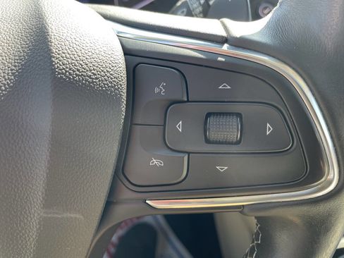 Used 2023 Buick Envision Avenir AWD/4WD image 20
