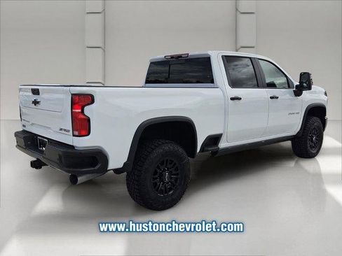 New 2026 Chevrolet Silverado 2500 ZR2 w/ LPO, Dark Essentials Package AWD/4WD image 5