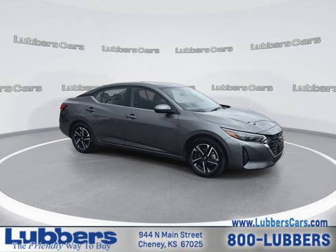 Used 2025 Nissan Sentra SV image 2