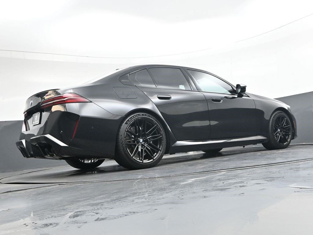 Used 2026 BMW M5 w/ Executive Package AWD/4WD image 33