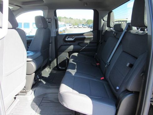 Used 2024 GMC Sierra 1500 Elevation image 24