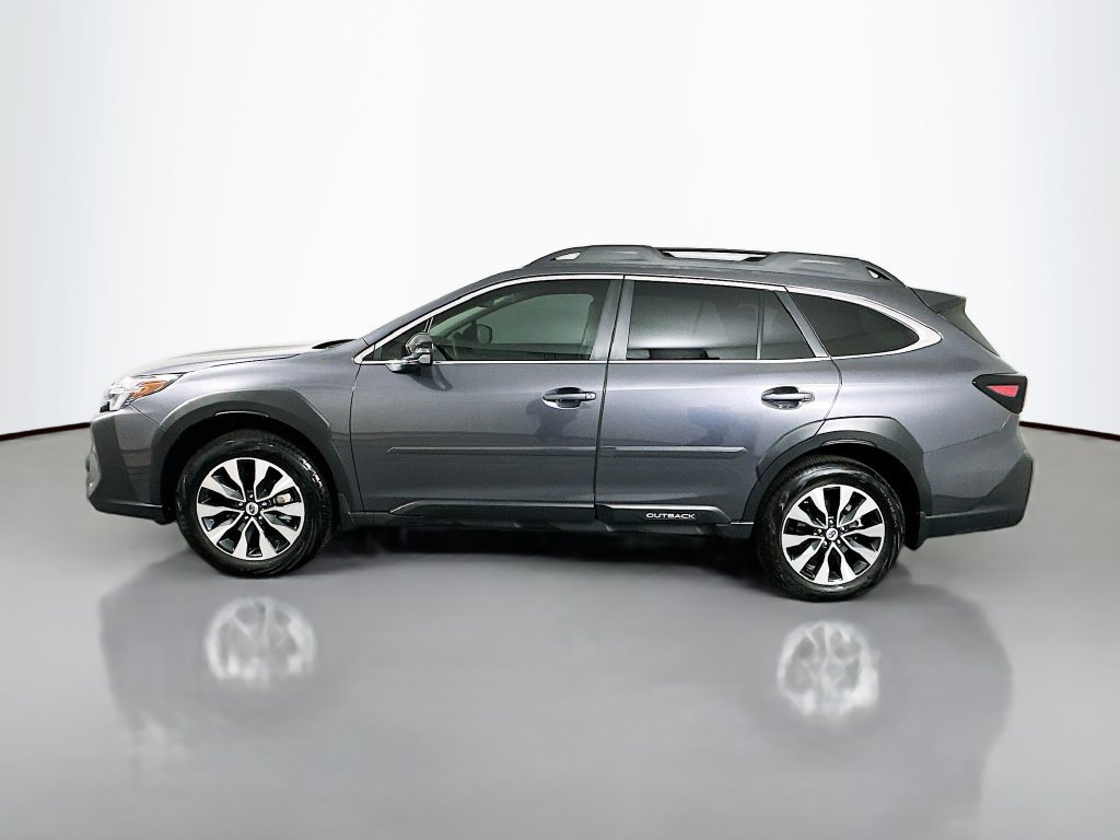 Used 2025 Subaru Outback Limited w/ Popular Package #2 AWD/4WD image 8