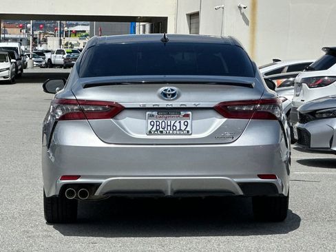 Used 2022 Toyota Camry XSE FWD image 4