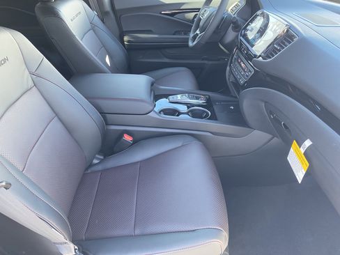 New 2026 Honda Ridgeline Black Edition image 9