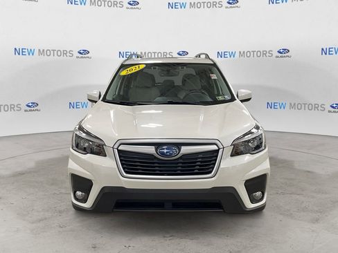Used 2021 Subaru Forester Premium image 8