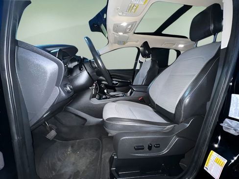 Used 2018 Ford Escape SE w/ SE Sport Appearance Package image 11