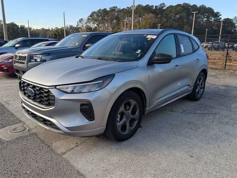 Used 2024 Ford Escape ST-Line w/ Cold Weather Package image 3