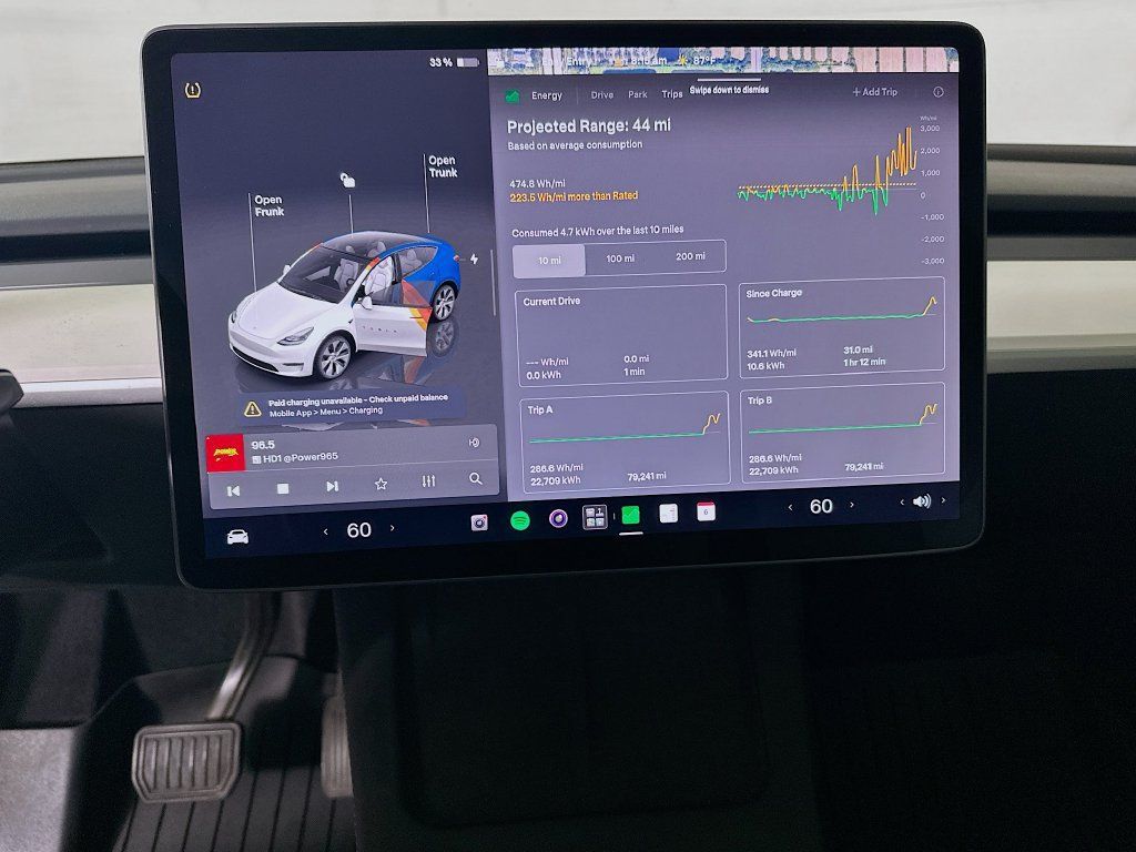 Used 2024 Tesla Model Y Long Range AWD/4WD image 18