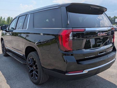 New 2026 GMC Yukon XL Elevation w/ Elevation Premium Package AWD/4WD image 8