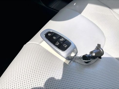 Used 2025 Hyundai Palisade SEL AWD/4WD image 14