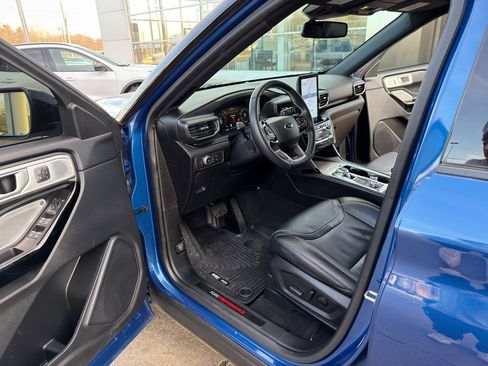 Used 2022 Ford Explorer ST w/ Equipment Group 401A image 23