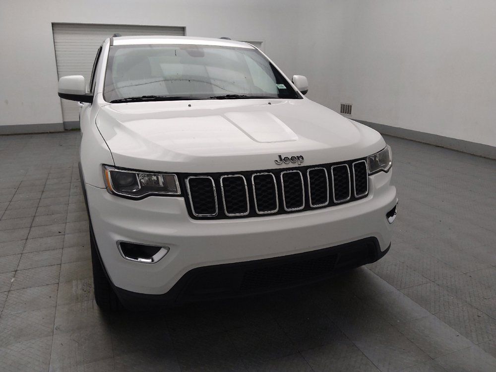 Used 2019 Jeep Grand Cherokee Laredo RWD image 14